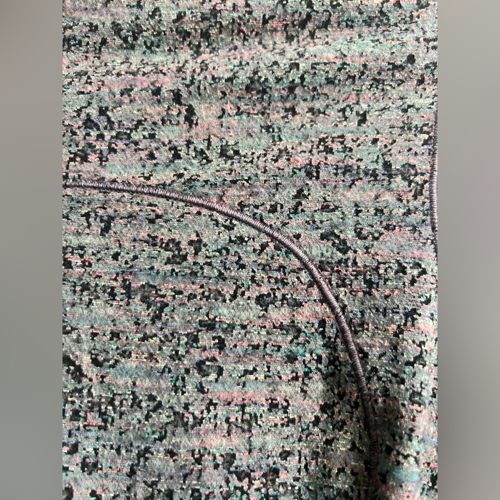 lululemon athletica | Women’s Multi-Color Heathered Gray Zip-Up Long Sleeve - Picture 11 of 15